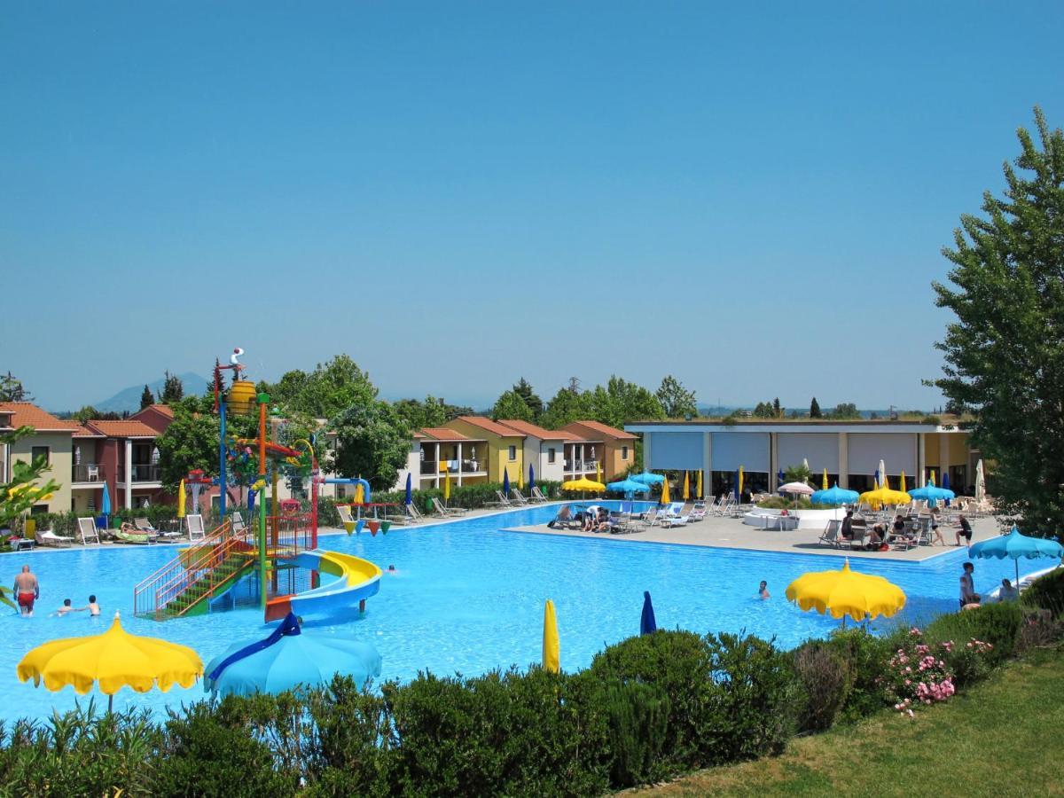 Apartment Belvedere Village-4 By Interhome Castelnuovo del Garda Kültér fotó
