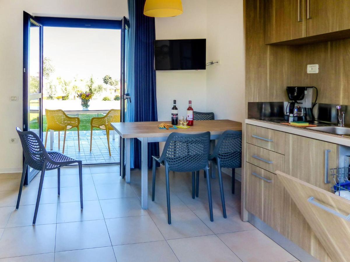 Apartment Belvedere Village-4 By Interhome Castelnuovo del Garda Kültér fotó